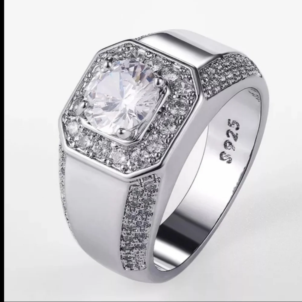 N/A luxury silver